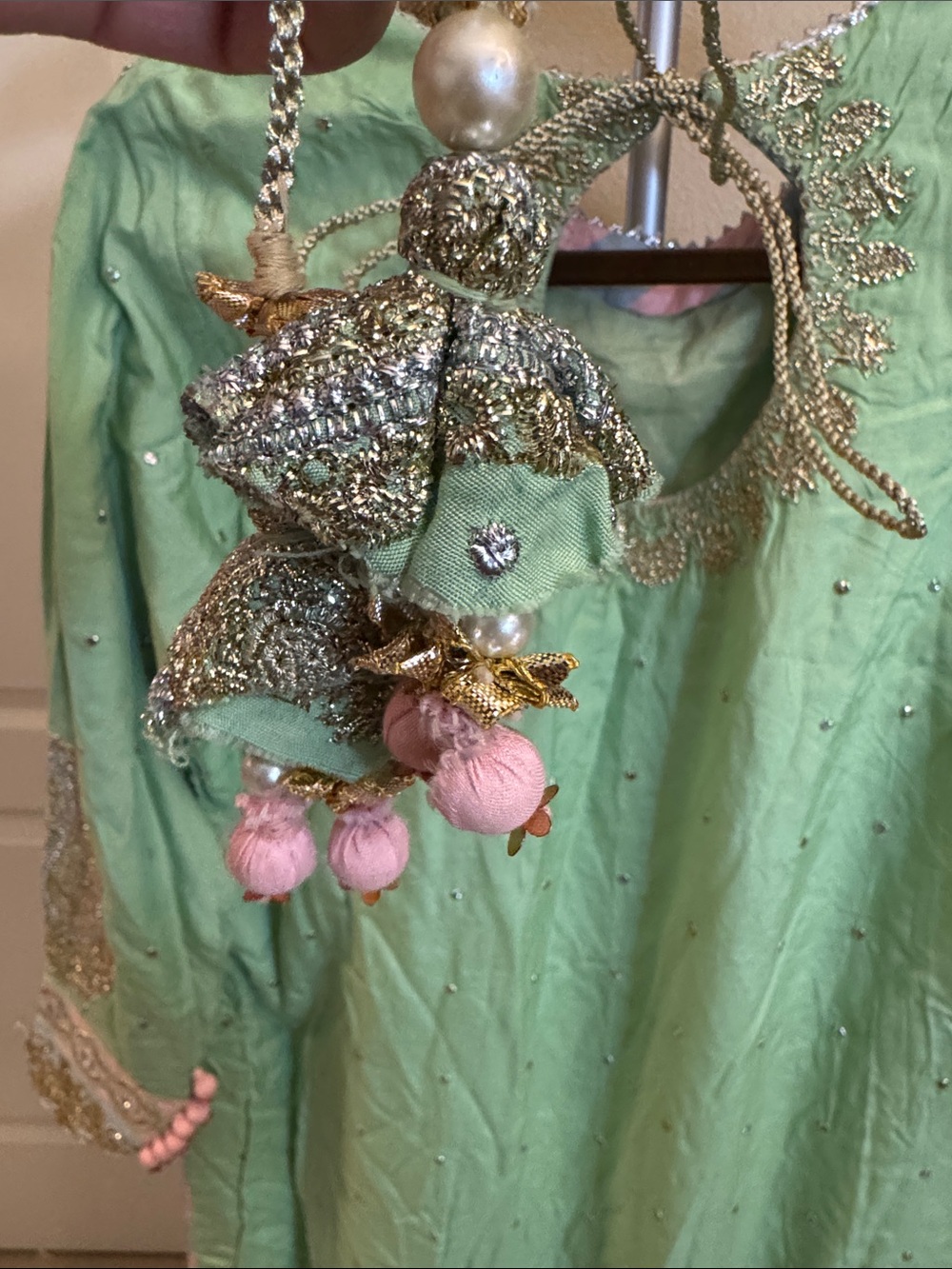 Khaadi Khaas mukaish work gorgeous pastel colors embellished dress. Size 14 - Picture 5 of 16